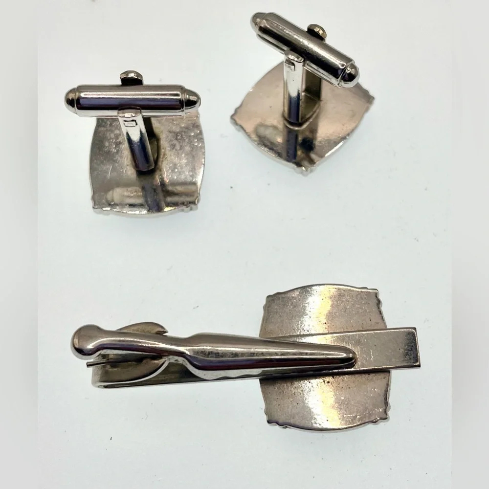 Vintage Silver Tone Black Intaglio Roman Soldier Warrior Cufflinks Tie Clip Set